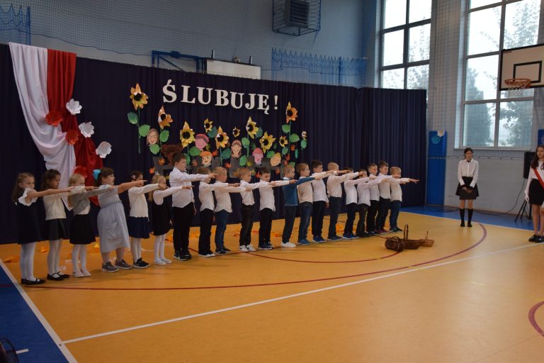 Uroczyste Ślubowanie klasy I w roku szkolnym 2024/2025
