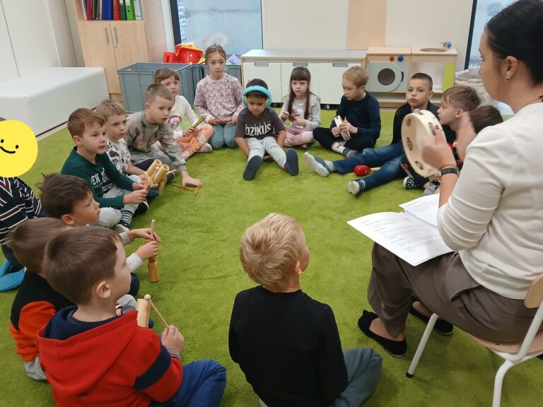 Realizacja innowacji pedagogicznej -logopedyczny kalendarz świat nietypowych